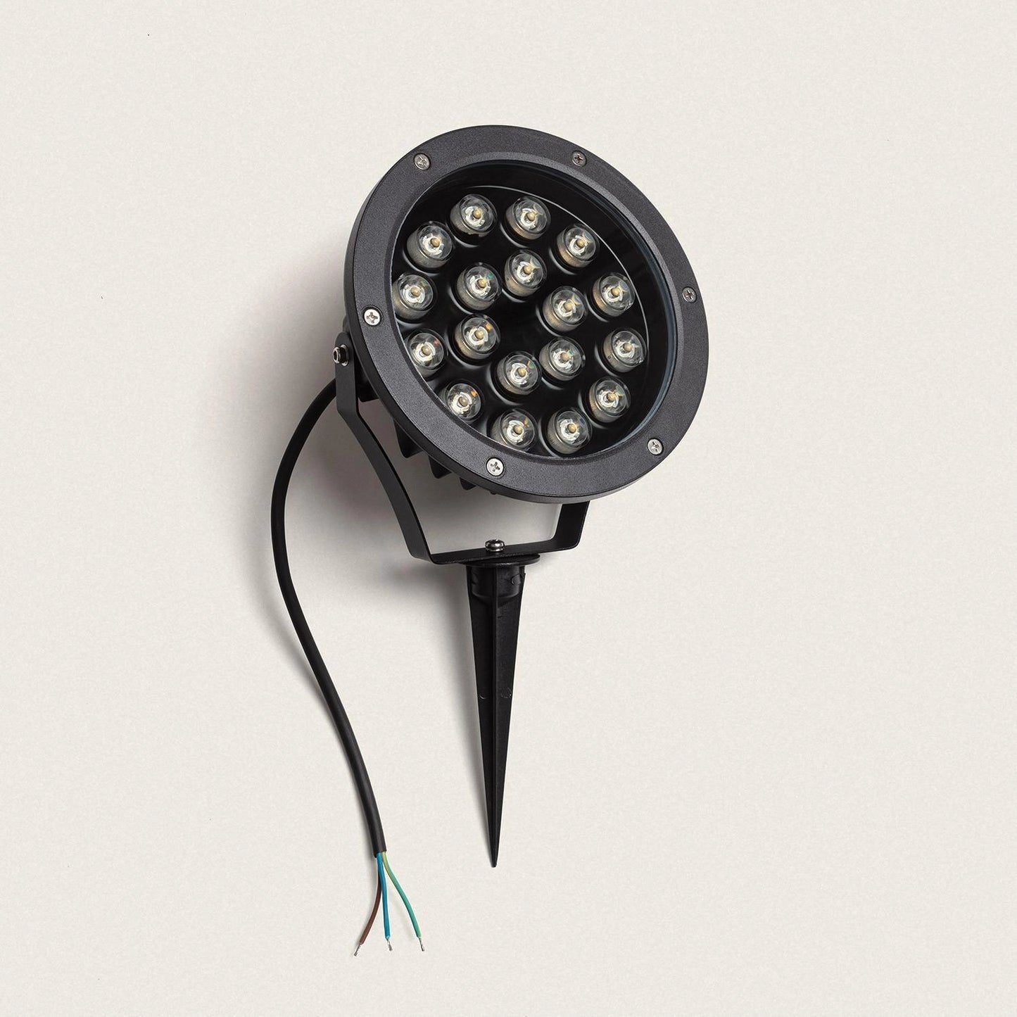 VerlichtWonen Outdoor LED Spot IP67 met Grondpin – Cutar - VerlichtWonen