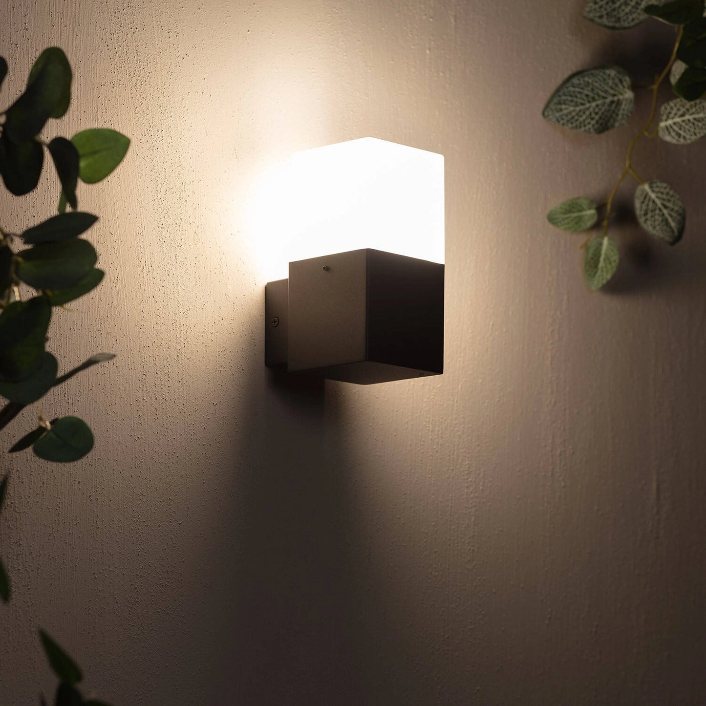 VerlichtWonen Wandlamp Outdoor Aluminium Betanzos Zwart - VerlichtWonen