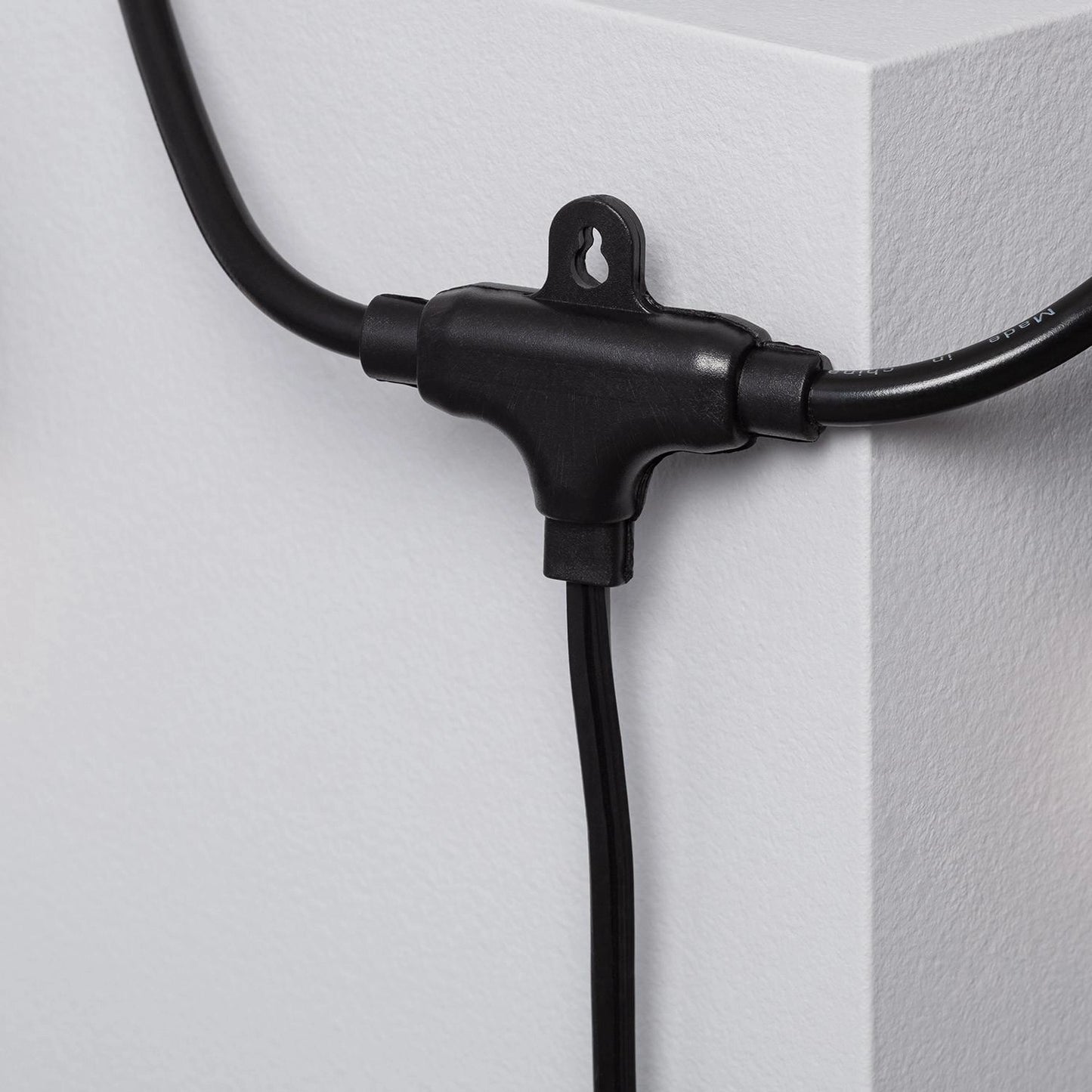 VerlichtWonen Set van zwarte Waterproof IP65 slinger 5.5m Incl. 8x E27 4W LED - VerlichtWonen