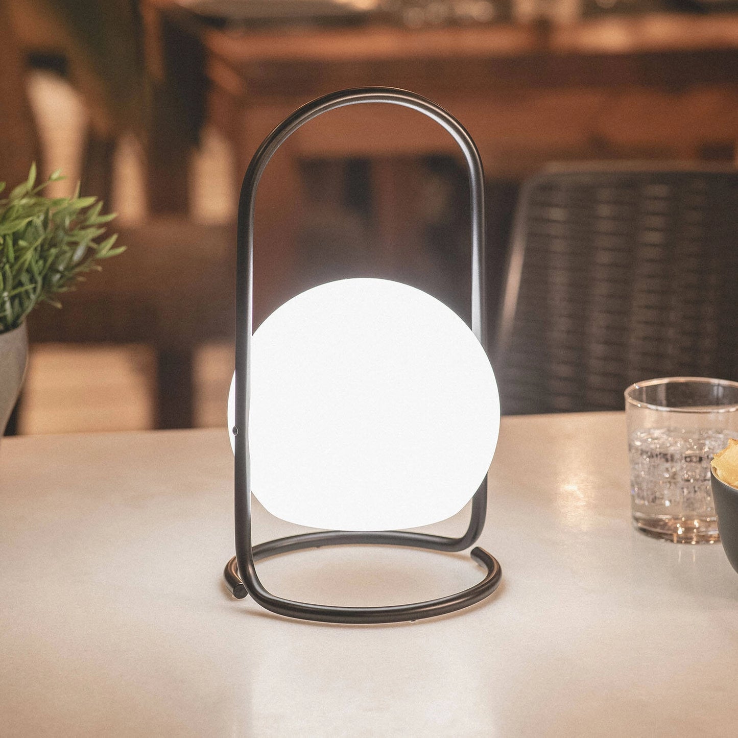 VerlichtWonen Tafellamp Outdoor LED Metaal met USB oplaadbaar Duisburg