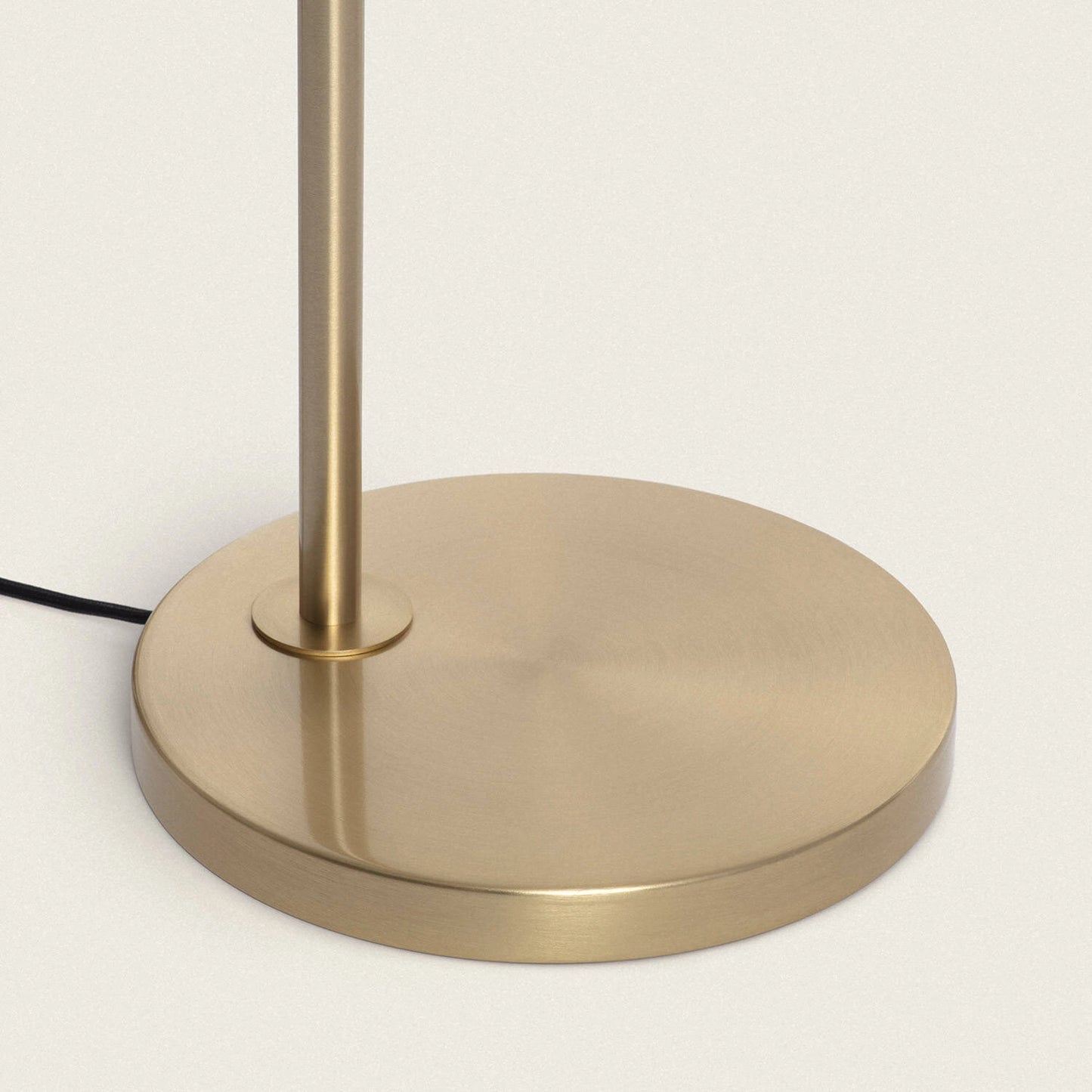 VerlichtWonen Staande Lamp Goudlokje van Metaal en Glas Moon Goud Spots