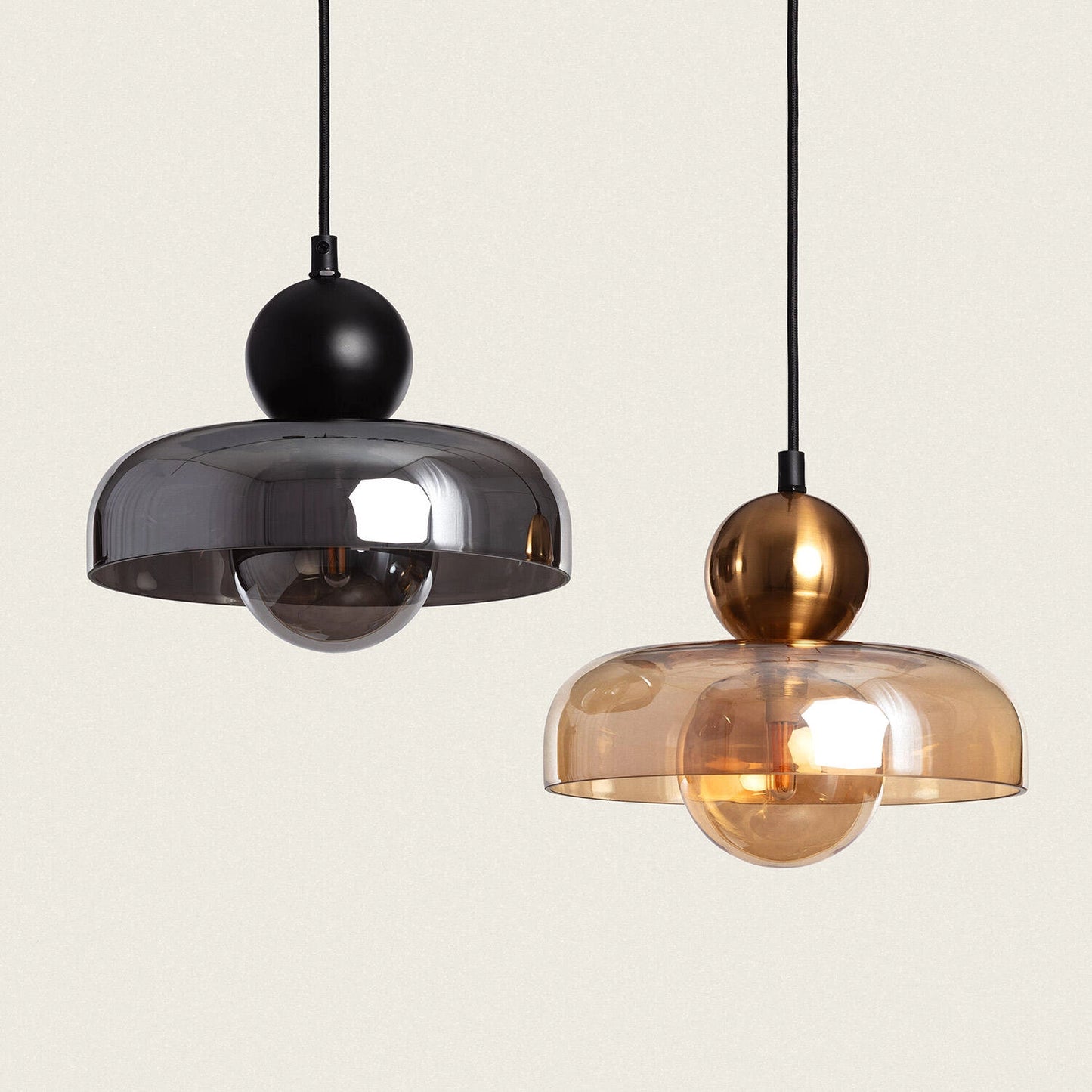 VerlichtWonen Stijlvolle Hanglamp van Metaal en Glas