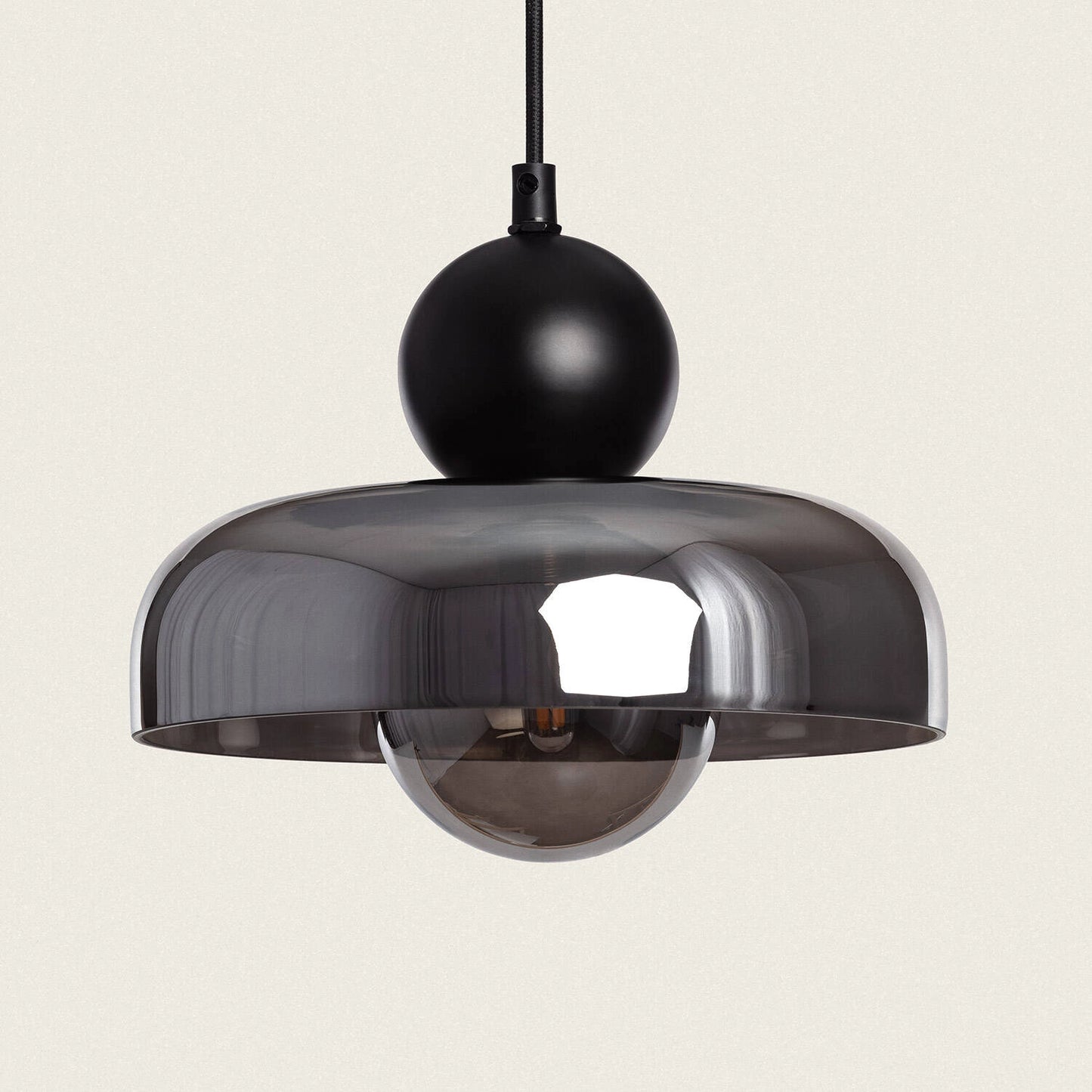 VerlichtWonen Stijlvolle Hanglamp van Metaal en Glas