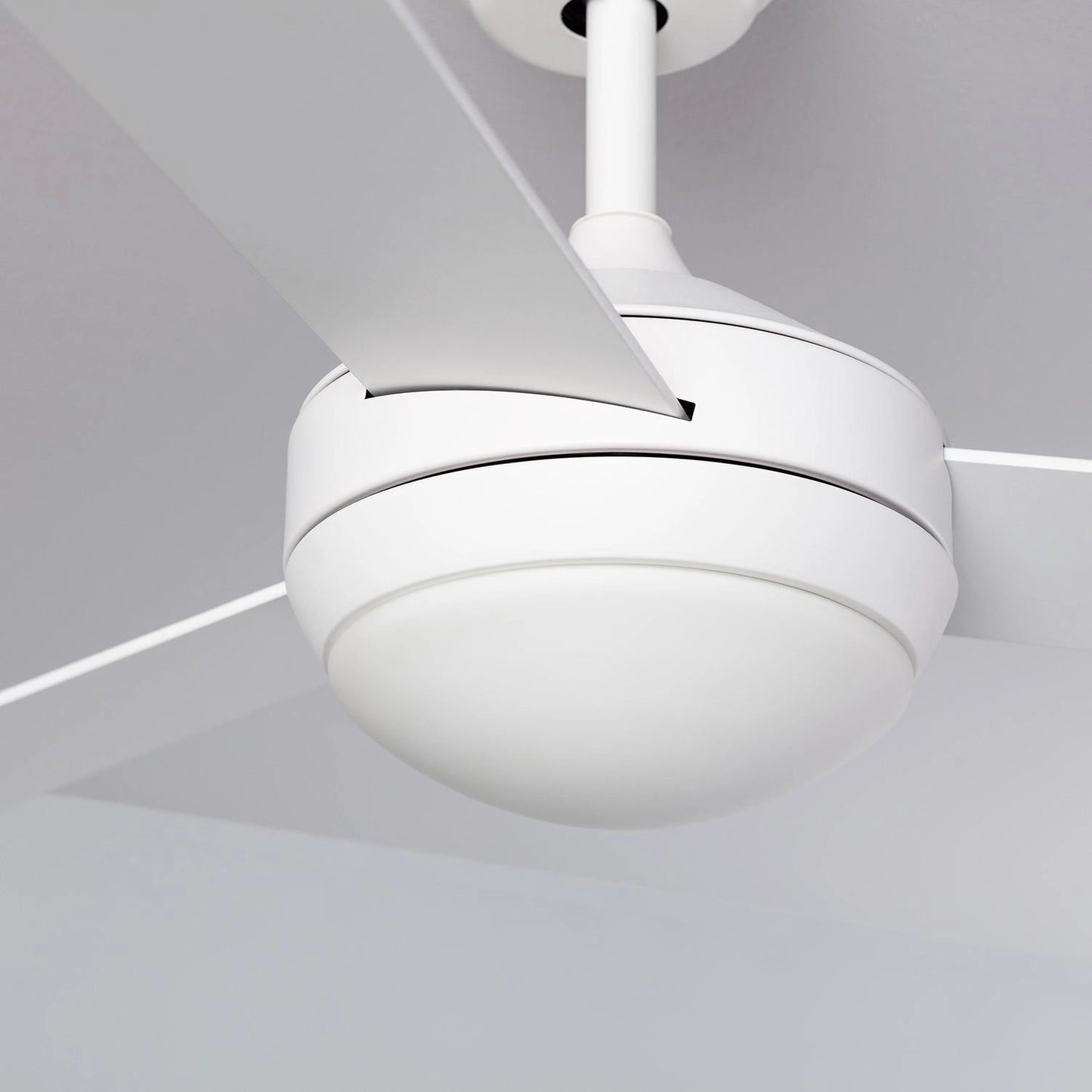 VerlichtWonen Stille Plafondventilator Wit Outdoor Abbasanta - VerlichtWonen